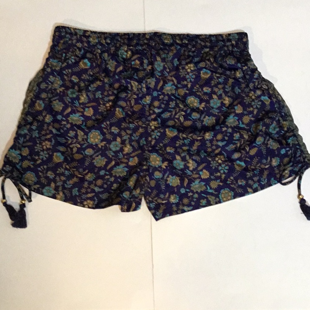 RAGA 🆕 Anthropology floral print shorts w/elastic waist,tightening cord, M - Picture 3 of 12